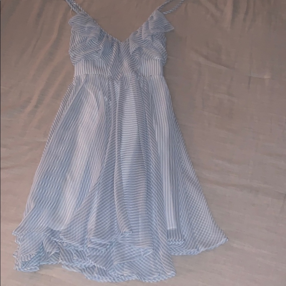 Guess pin stripe dress 👗 Size 6
